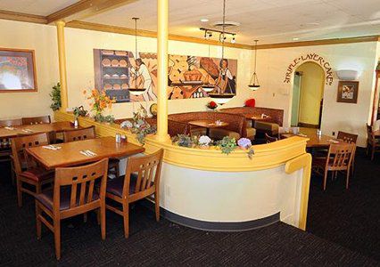 Clarion Airport Inn